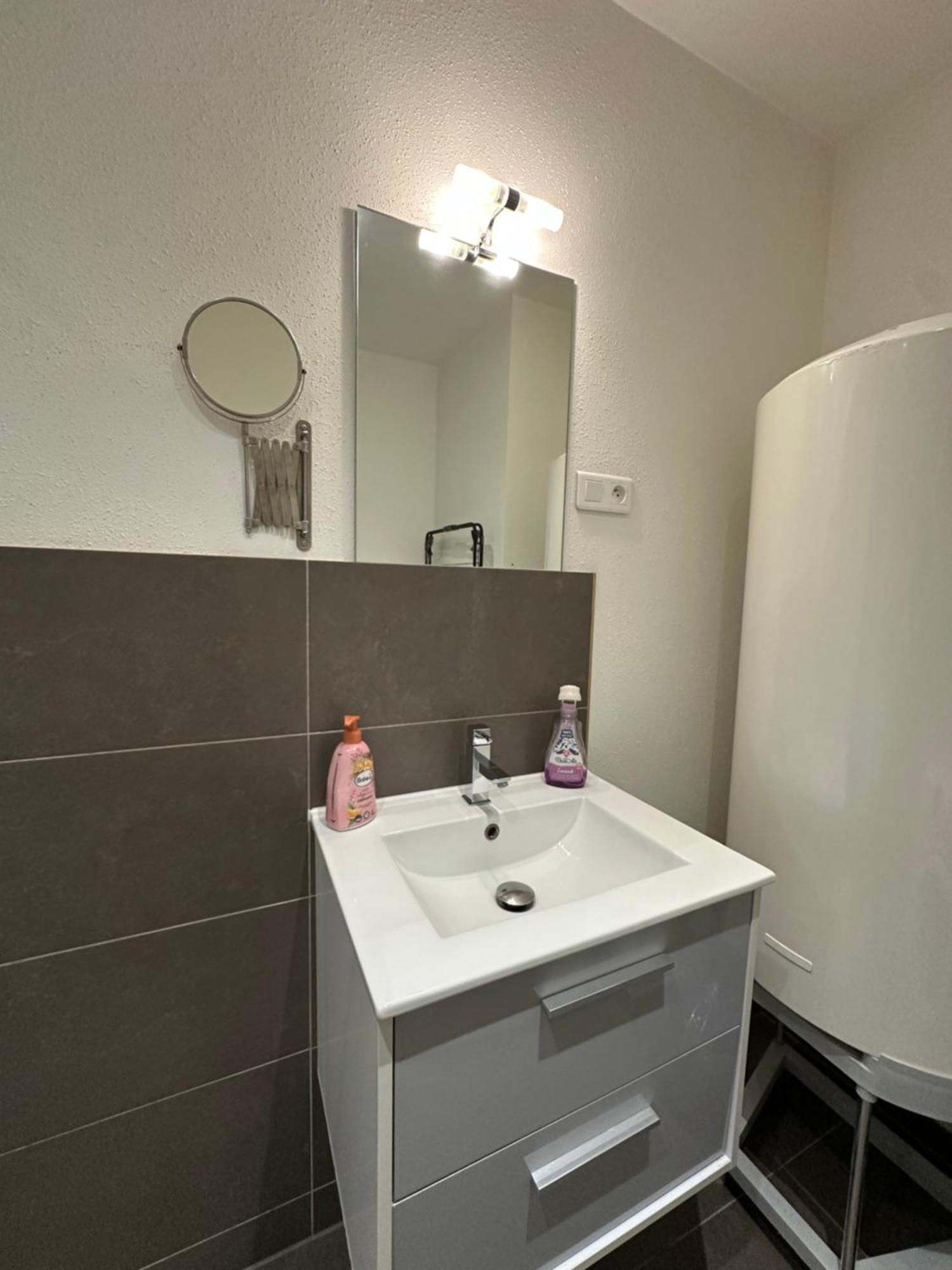 #3 Joli appartement T3 Mulhouse centre,Neuf, calme et tout équipé Exterior foto